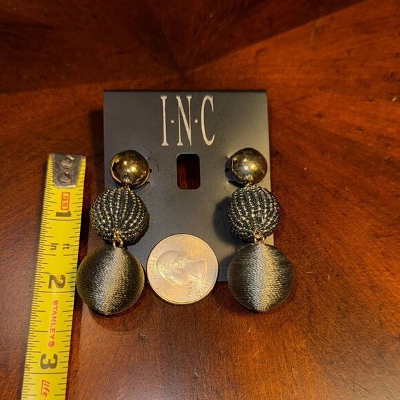 INC International Concepts Black and Gold Drop Earrings - Picture 2 of 3